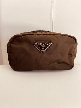 PRADA Vintage Tessuto Nylon Cosmetic Pouch - Olive/White factory tag #59